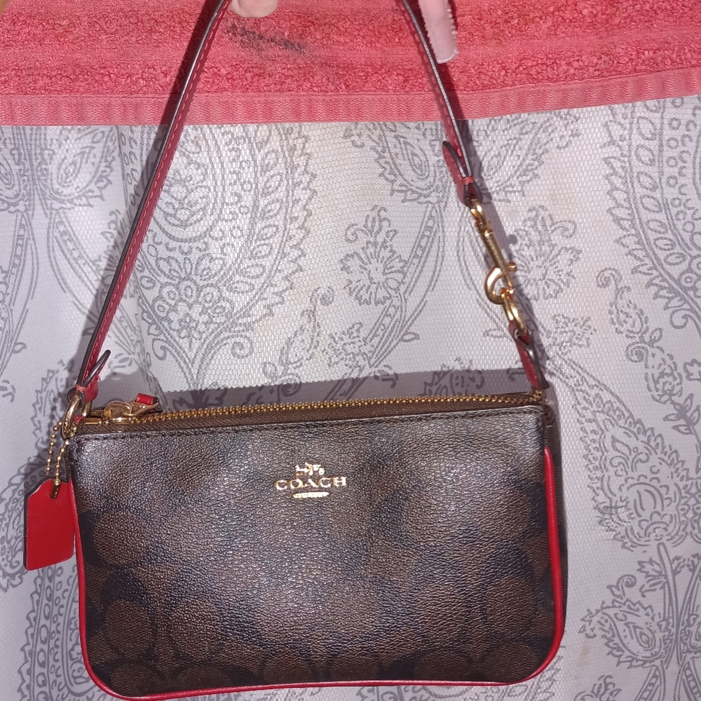 AUTHENTIC CUTE COACH DESIGNER PURSE